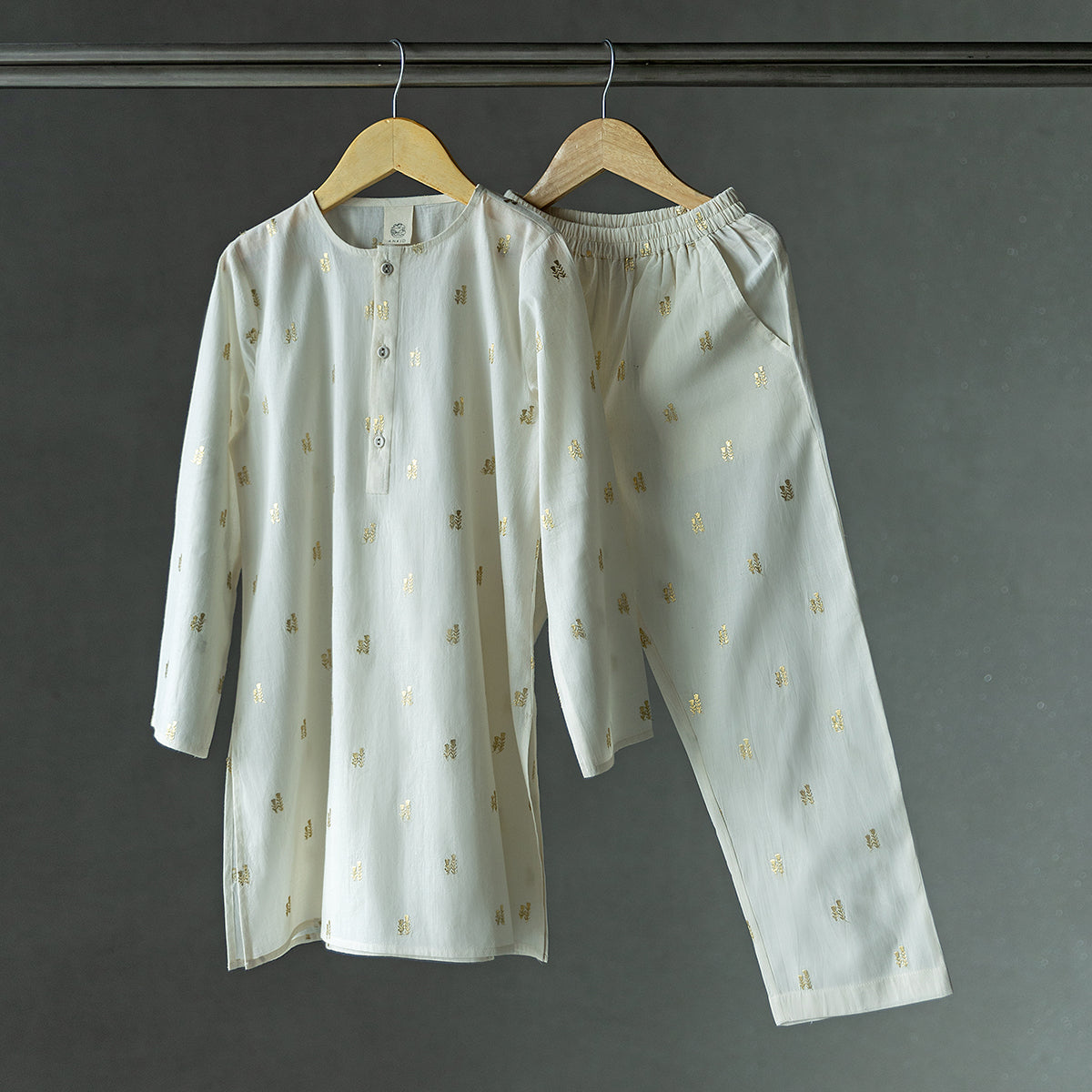 Chandani Ivory Kurta Pyjama set