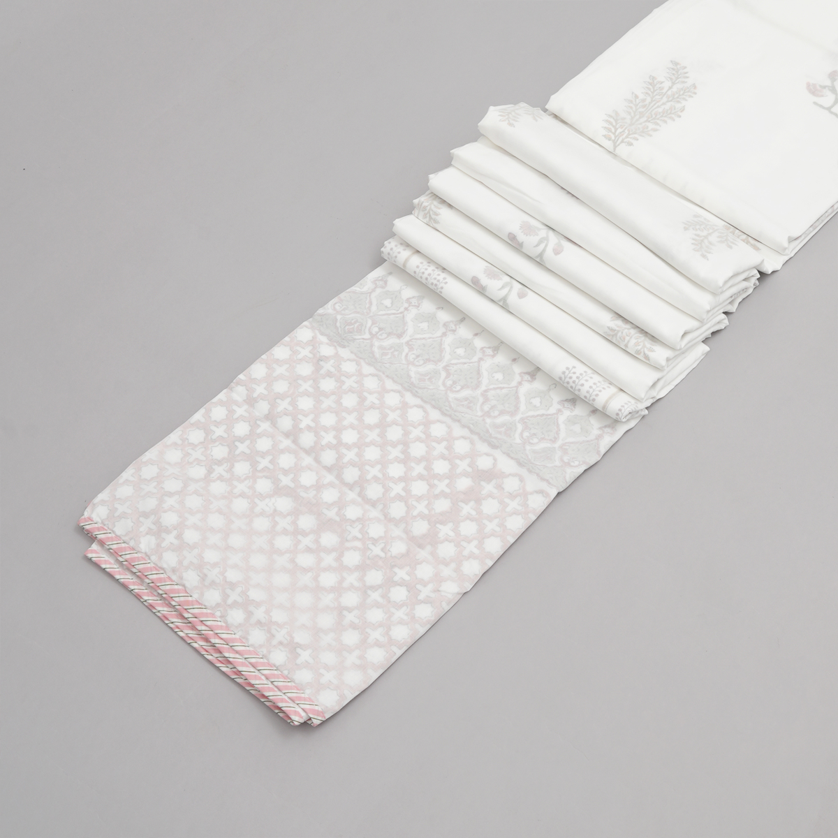 Floral Hues Muslin Dohar (P)