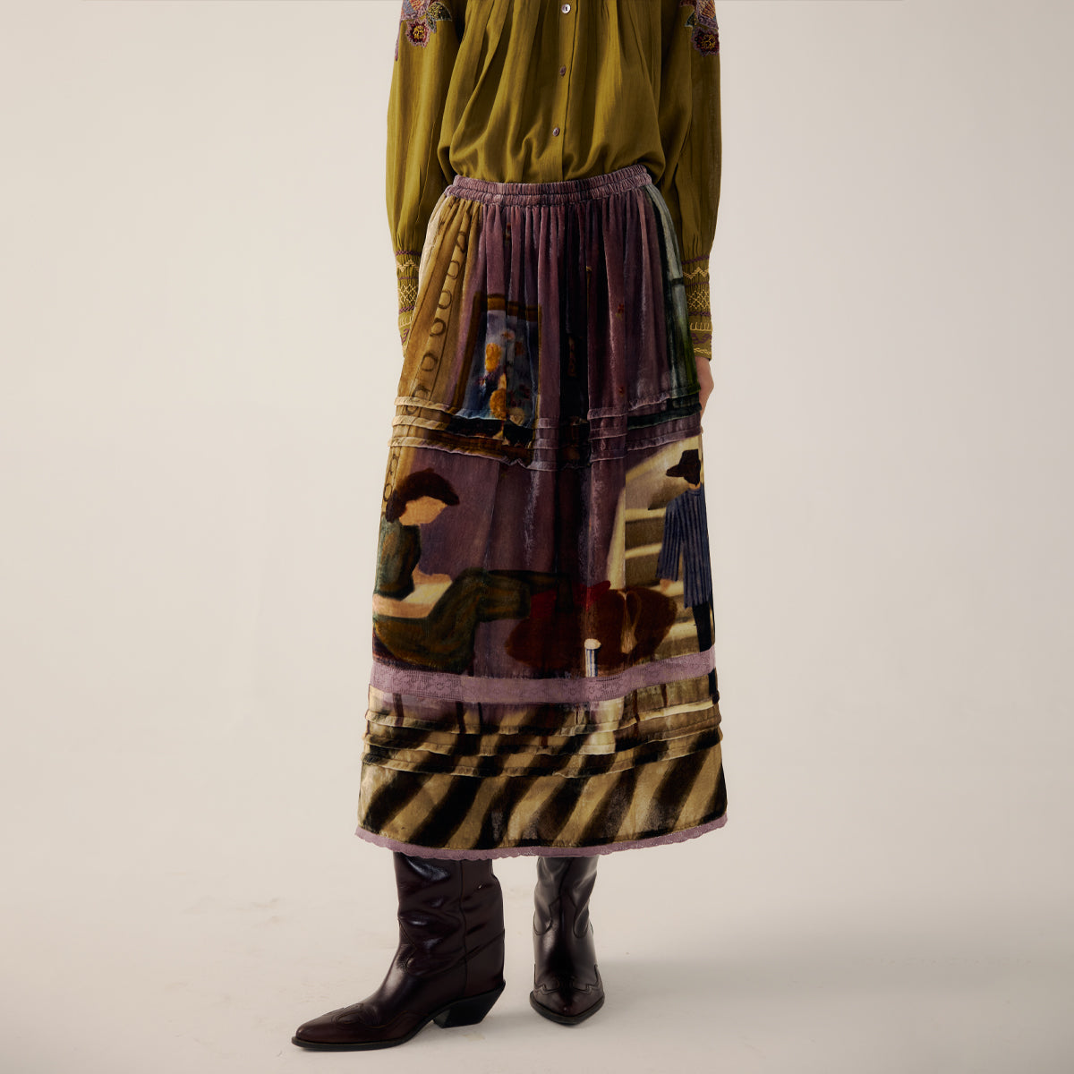 Living Room Emily Skirt