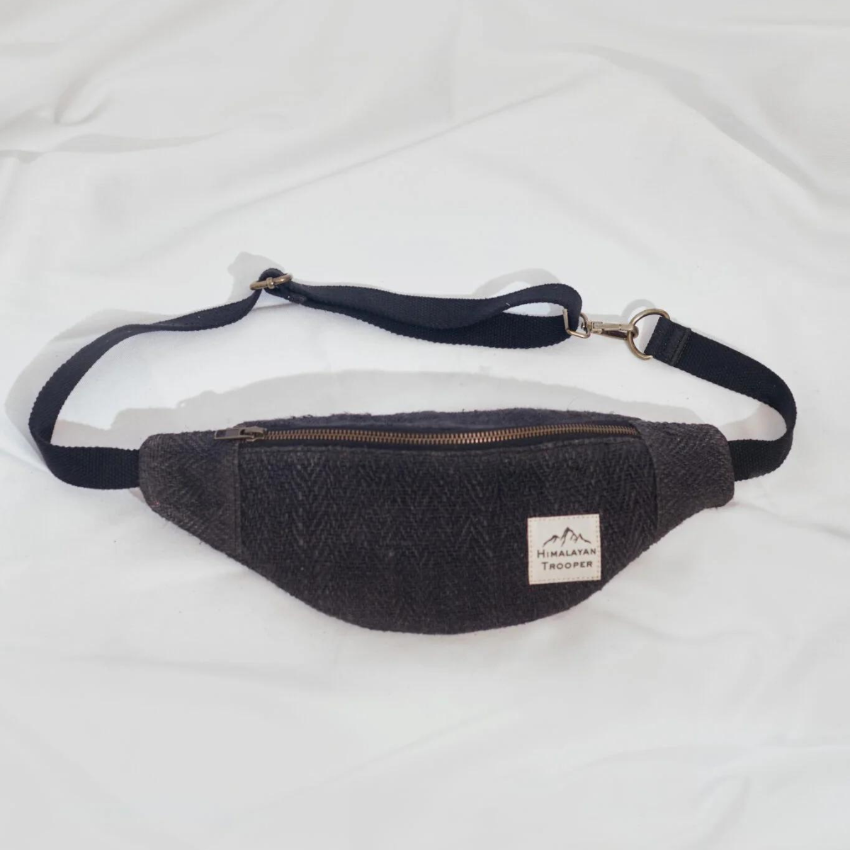 Hemp Waist Bag - Tannin Black