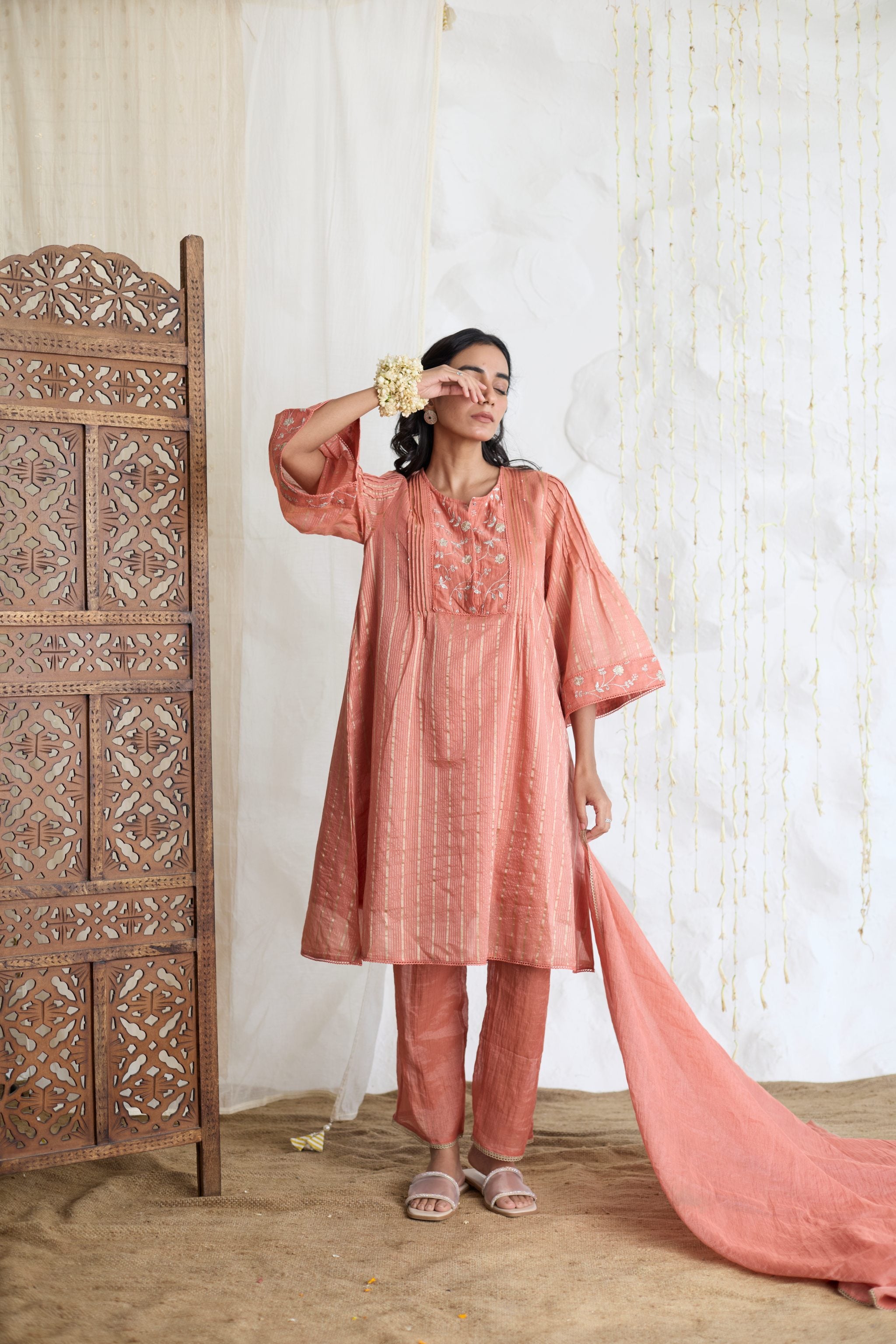 The Meadow Set-Peach