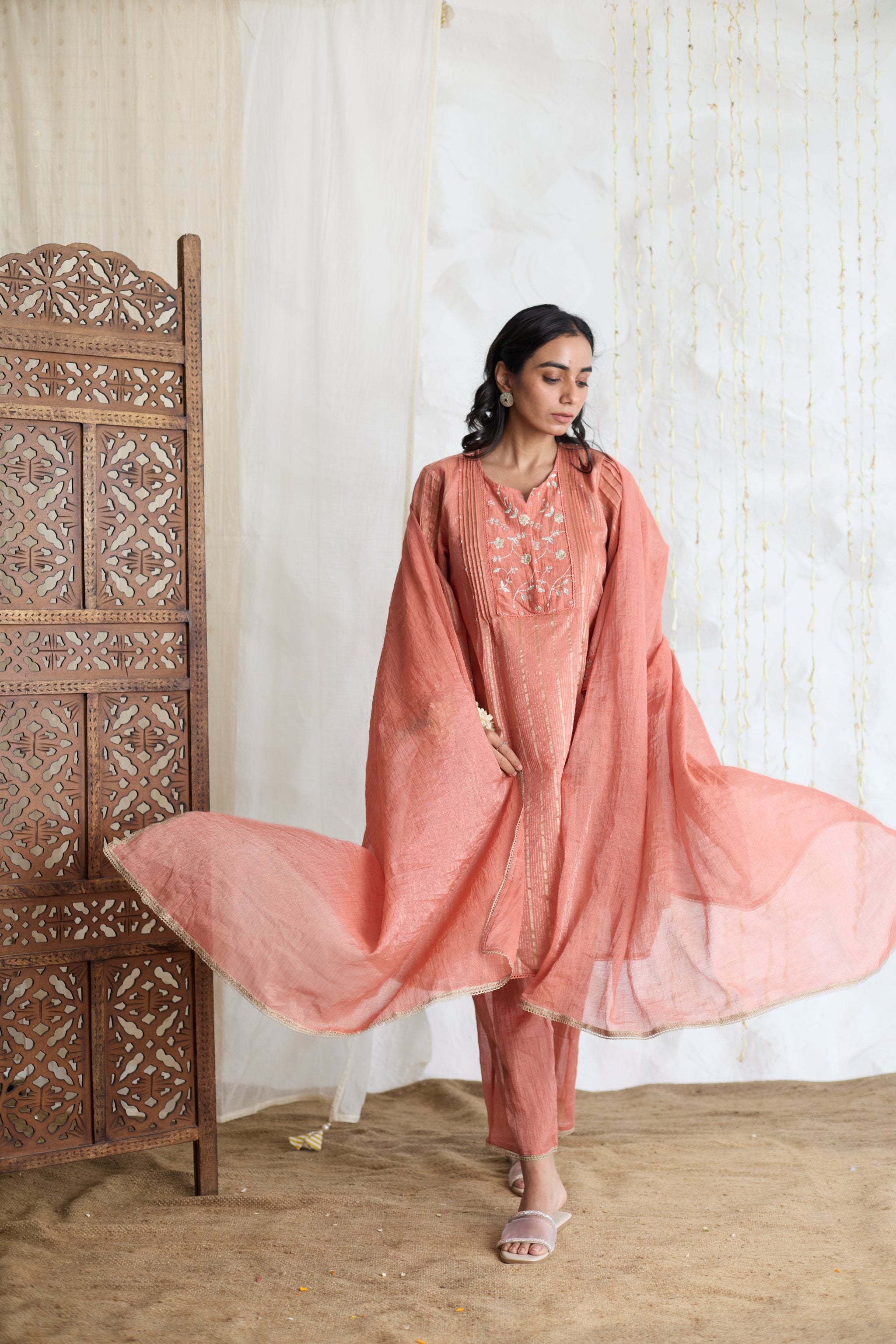 The Meadow Set-Peach