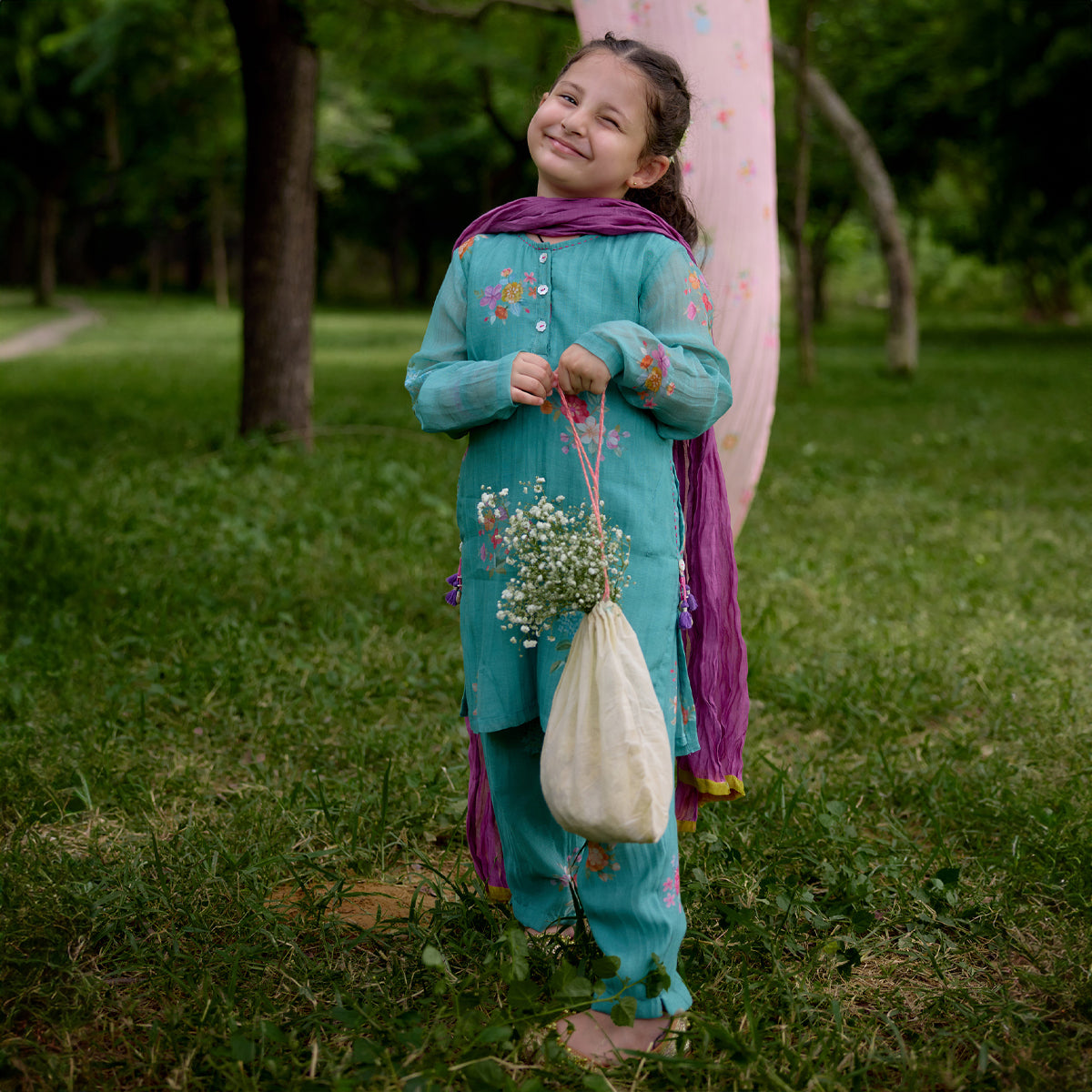 Paan Chitthi Kurta Set