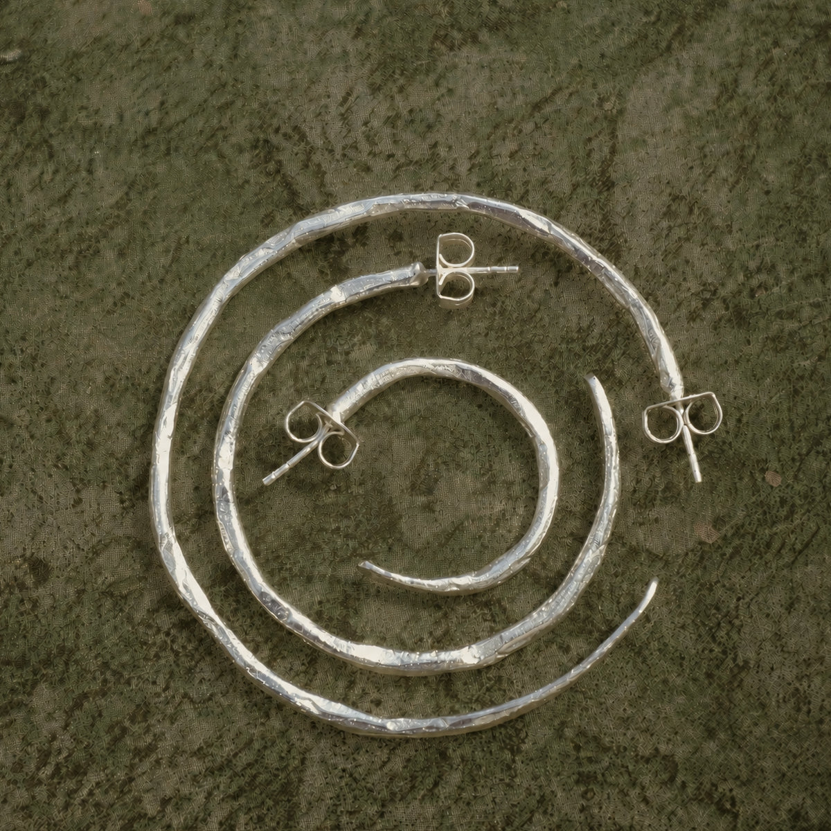Halo Hoops (Medium) - Silver