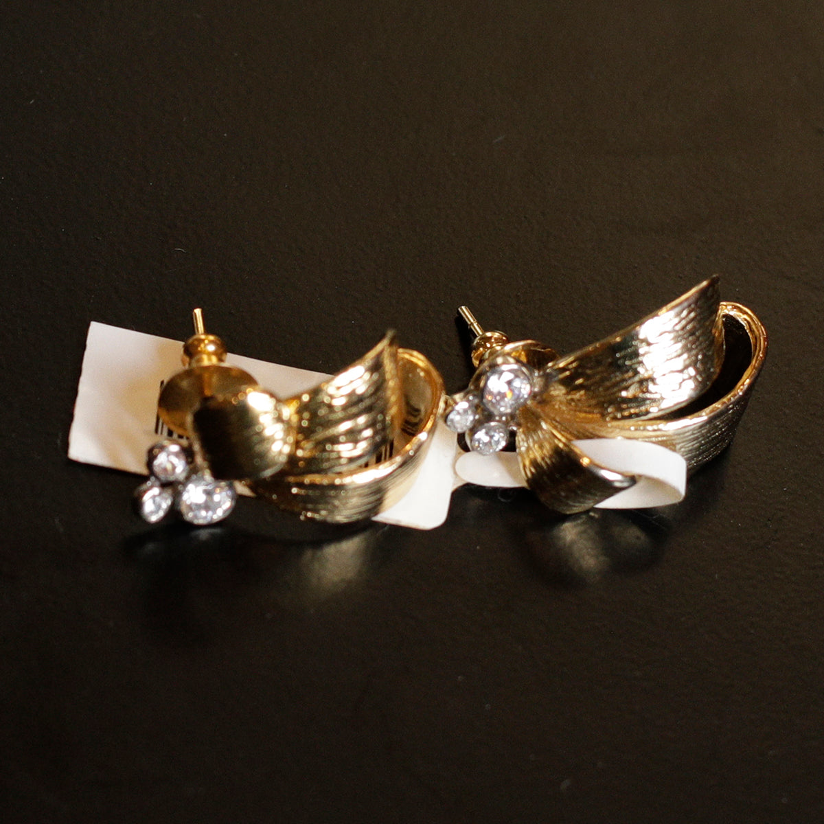 Chrysanthemum Crystal Stud