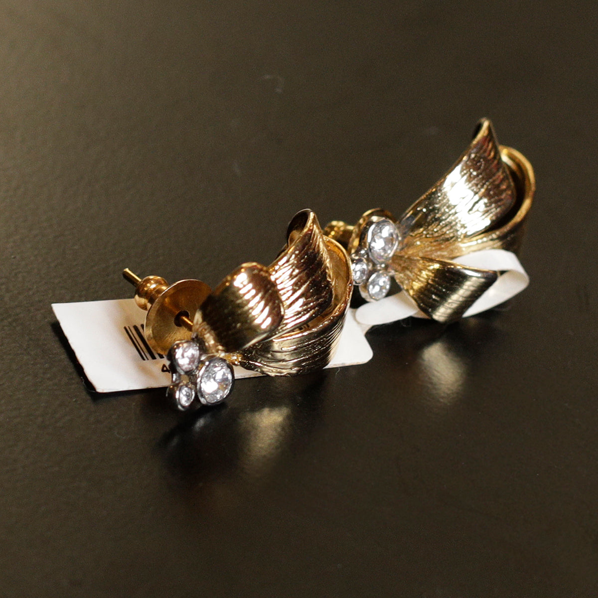 Chrysanthemum Crystal Stud