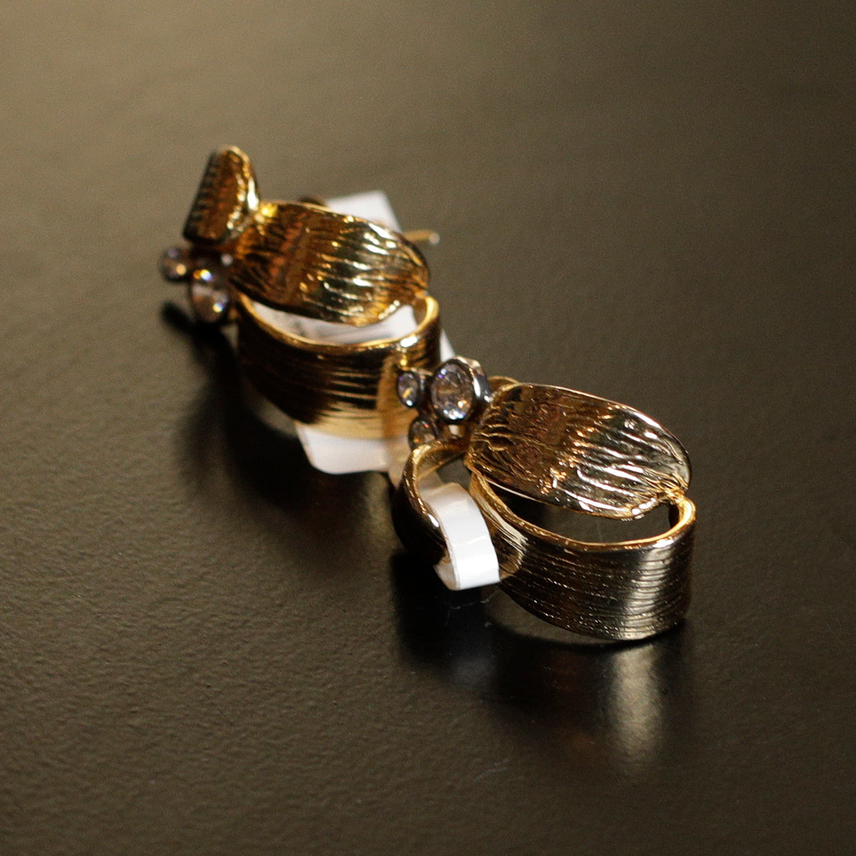 Chrysanthemum Crystal Stud