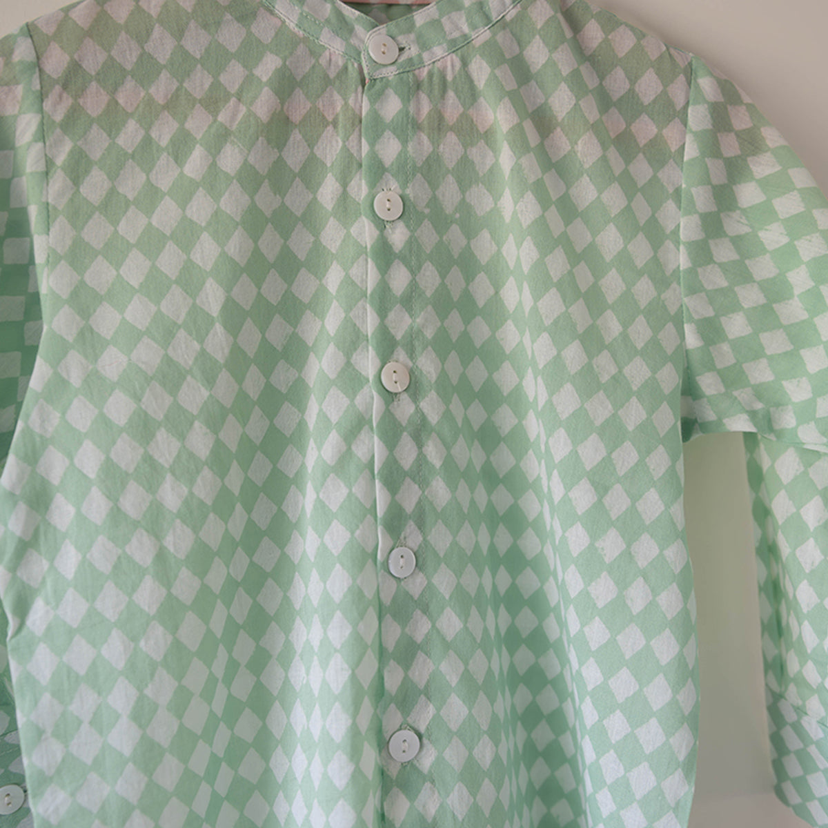 Barefoot Boy Shirt In Sage Green Rhombus