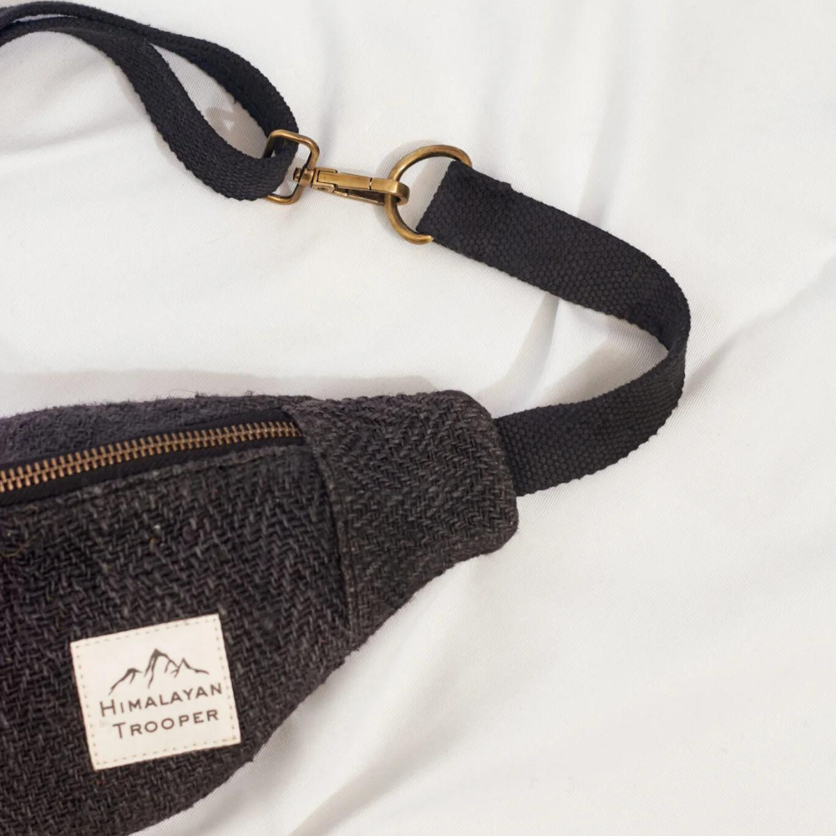 Hemp Waist Bag - Tannin Black