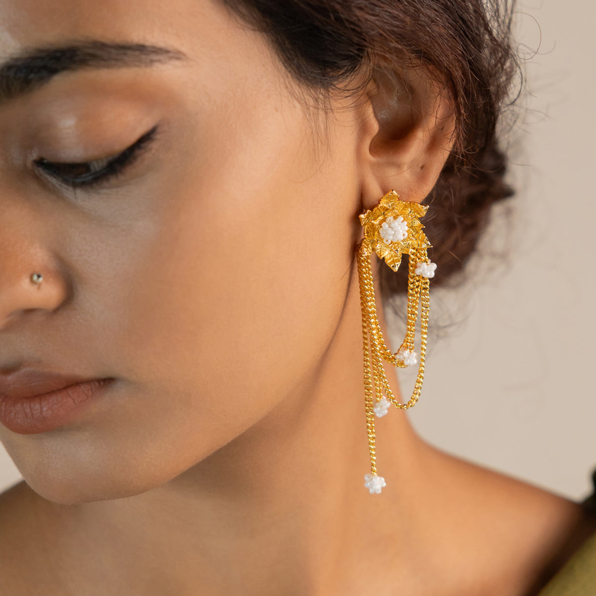 Parnika Earring Gold