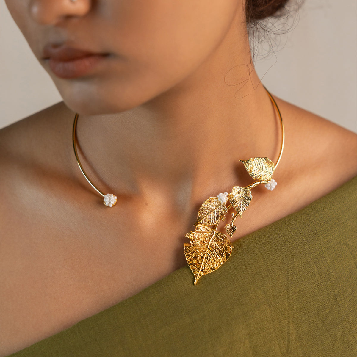 Parij Hasli Necklace Gold