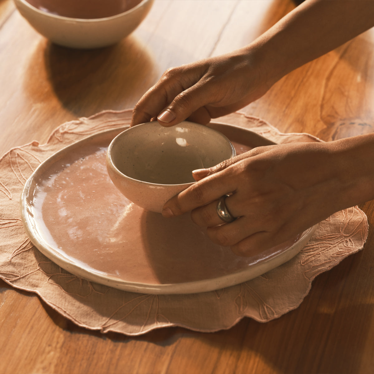Meadow Plate - Pink & Ivory
