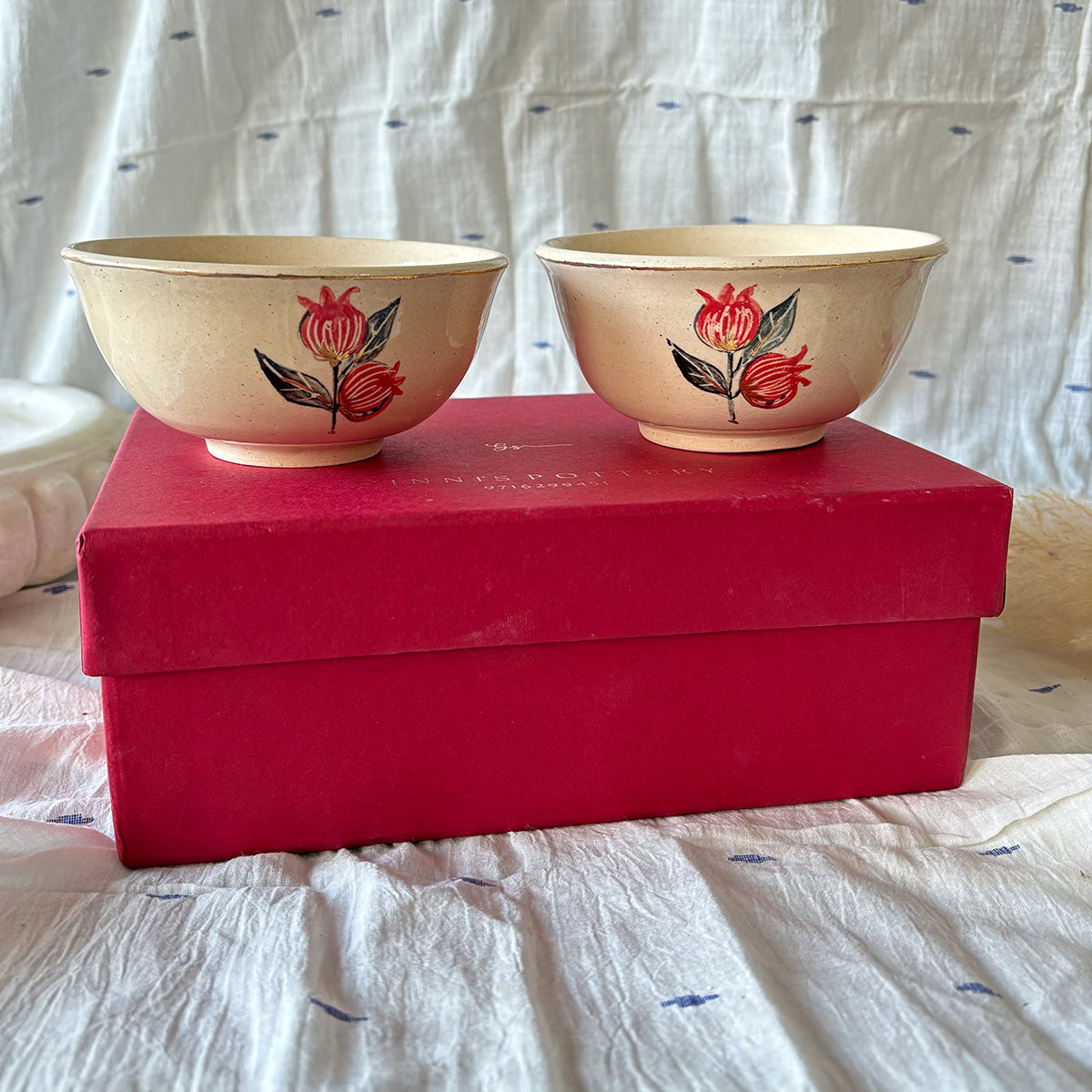 Hand painted Curry Bowl |Tulip | set of two | Finished in 24 karat gold