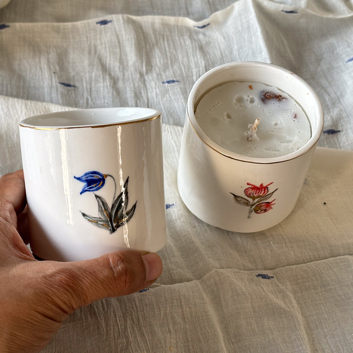 Hand painted Porcelain Candle glasses |Tulip | Lavendar fragrant Soy Wax|Finished in 24 karat gold
