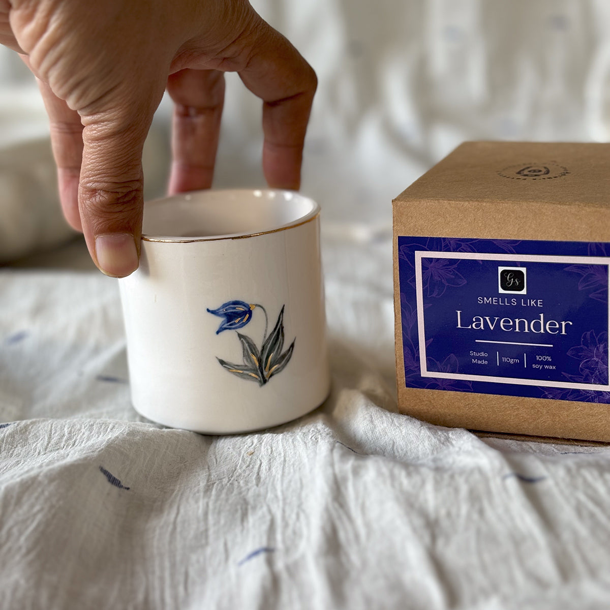 Hand painted Porcelain Candle glasses |Tulip | Lavendar fragrant Soy Wax|Finished in 24 karat gold