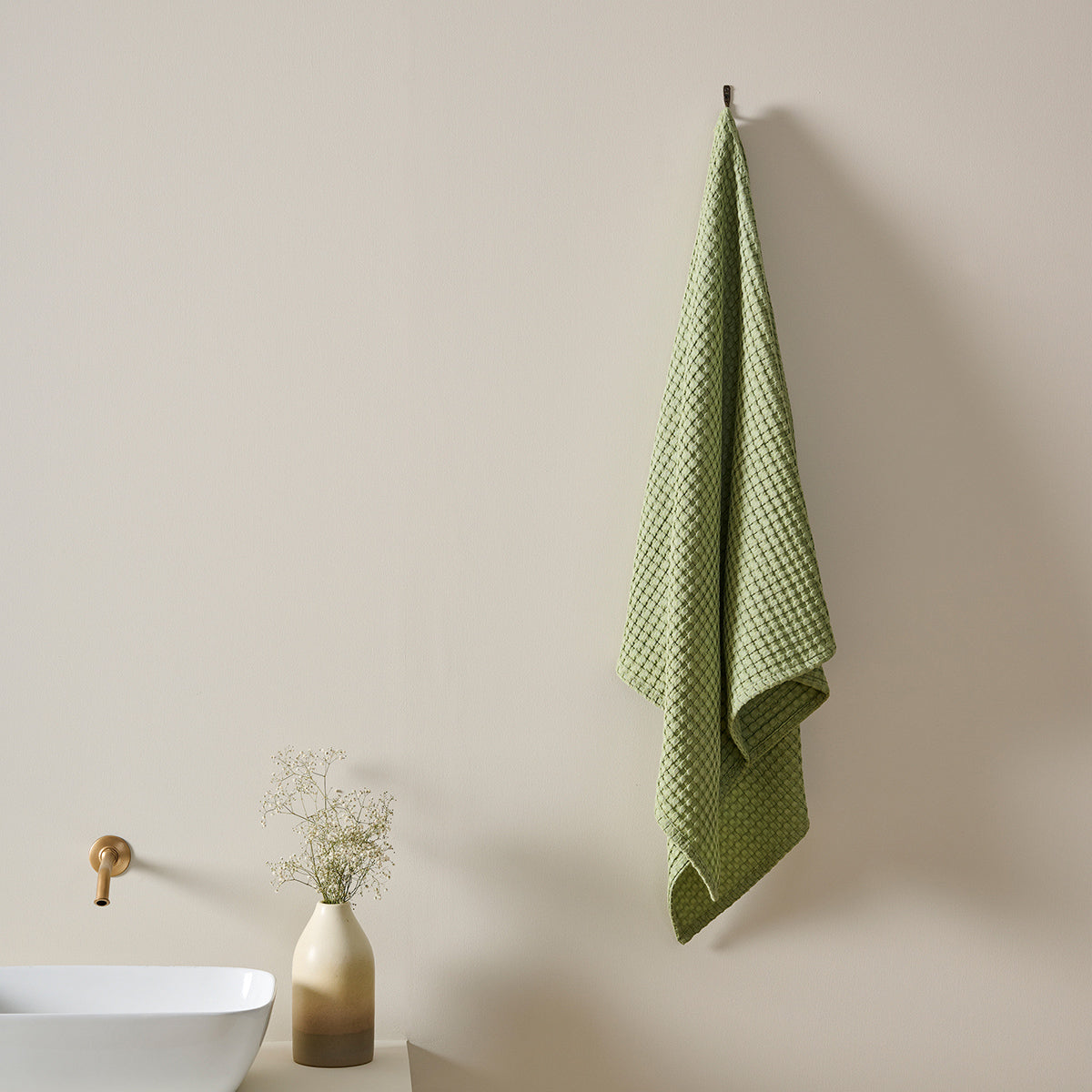 Chalk | Cotton | Waffle | Bath Towel