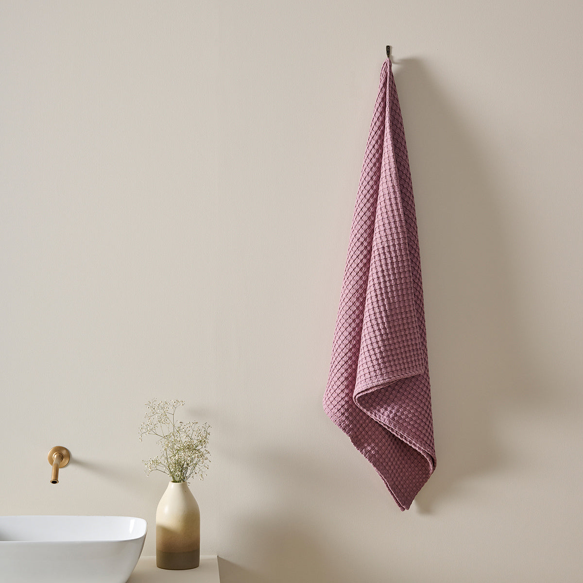Chalk | Cotton | Waffle | Bath Towel