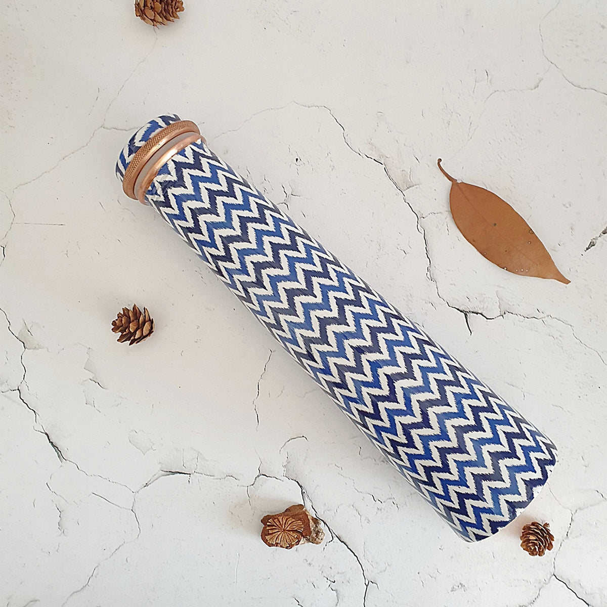 Copper Bottle 750ml - Chevron White & Blue