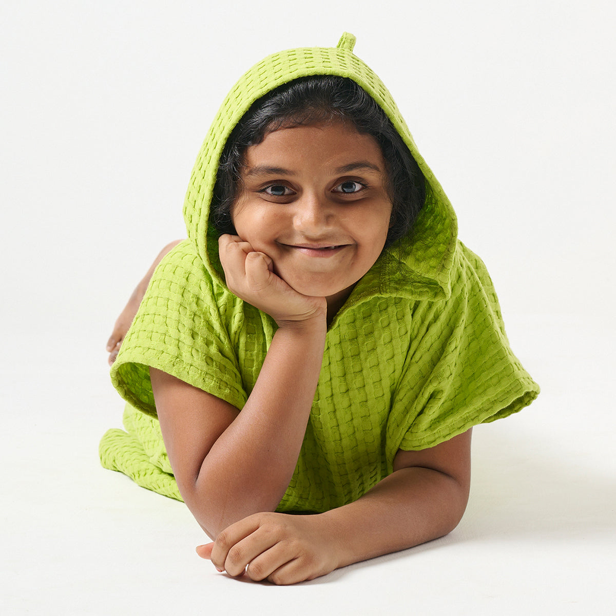 Kids Bath Towel | Poncho Style | Kiwi Green