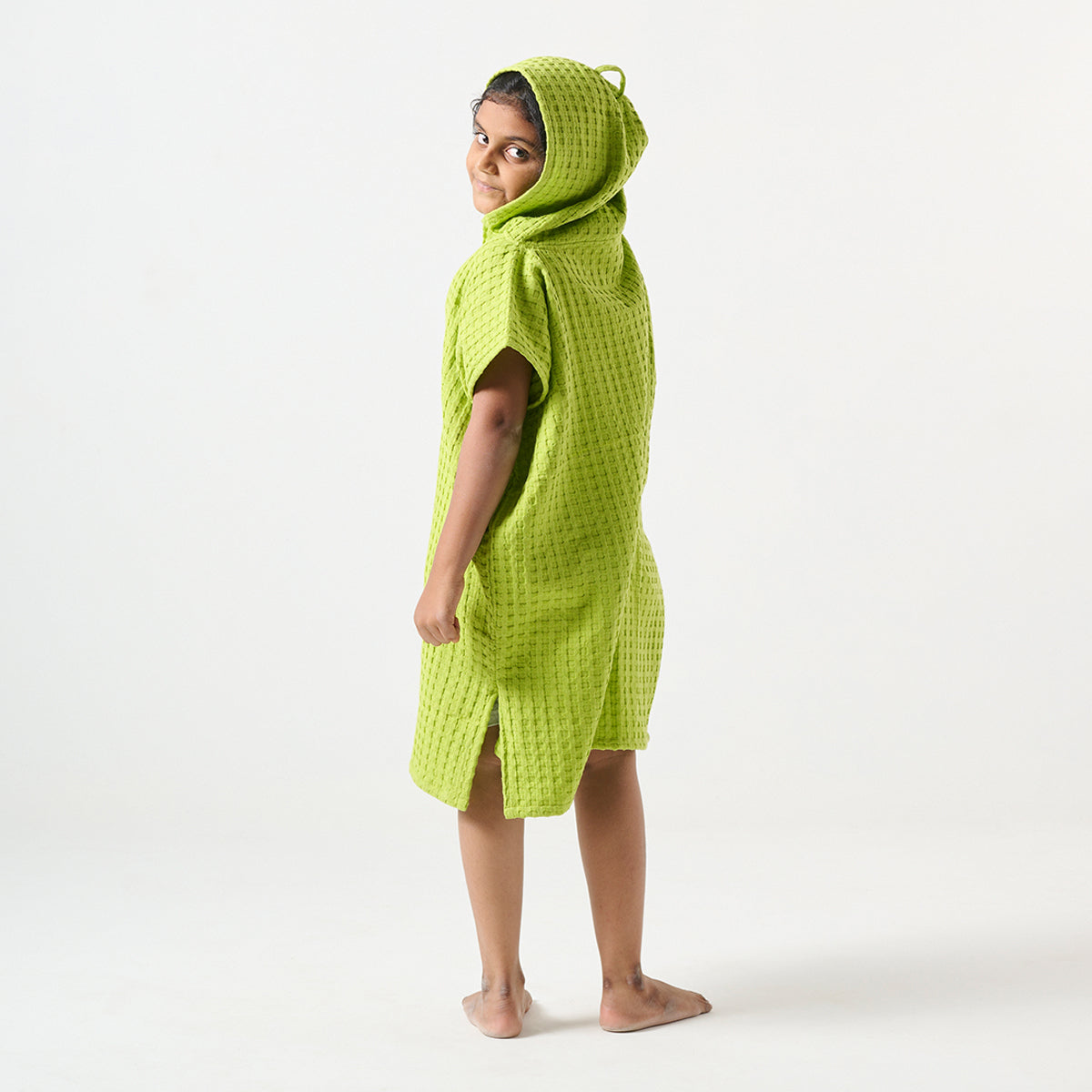 Kids Bath Towel | Poncho Style | Kiwi Green
