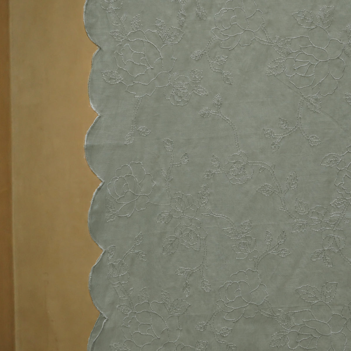 Humming Dupatta - Sage Green