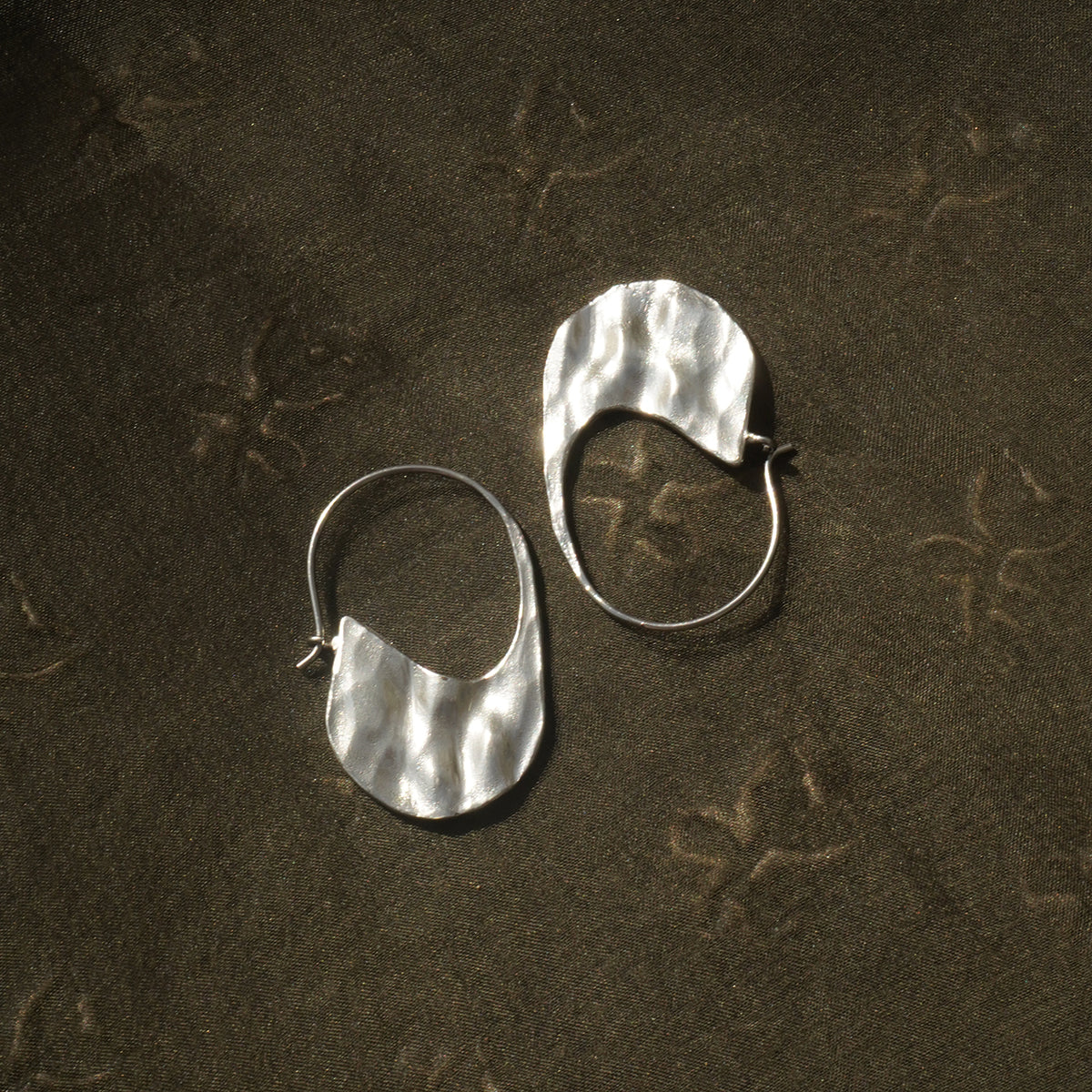 Crater Bali - Antique Silver