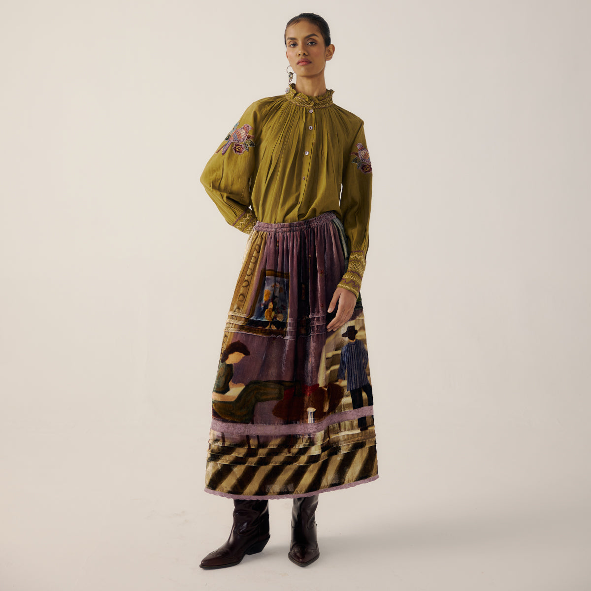 Living Room Emily Skirt