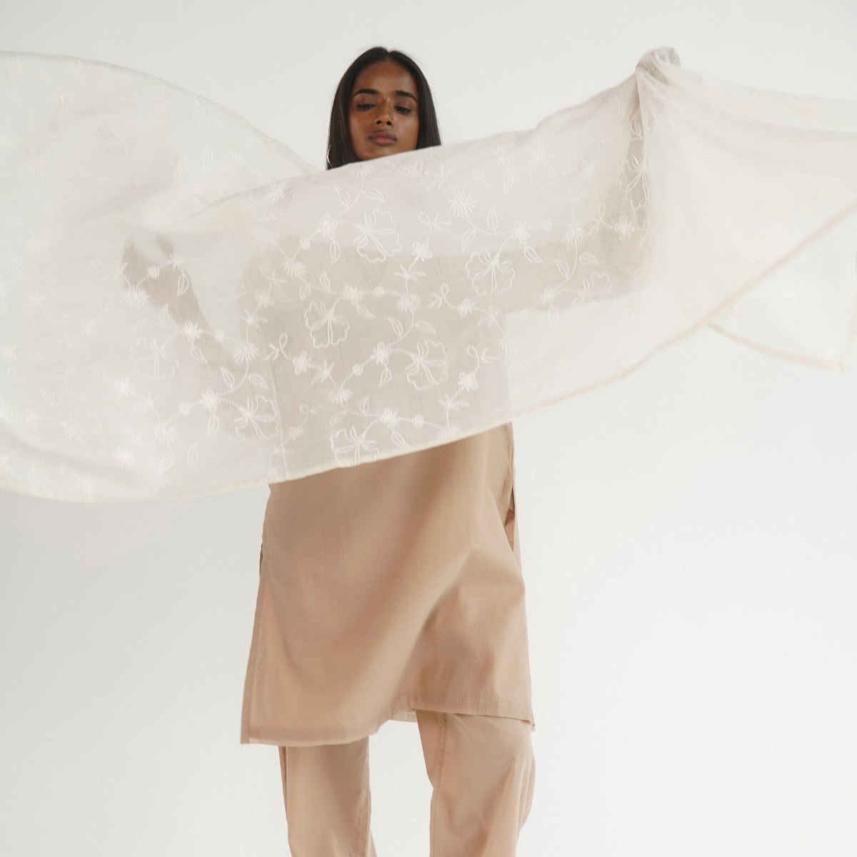 Wildflower Dupatta - Ivory