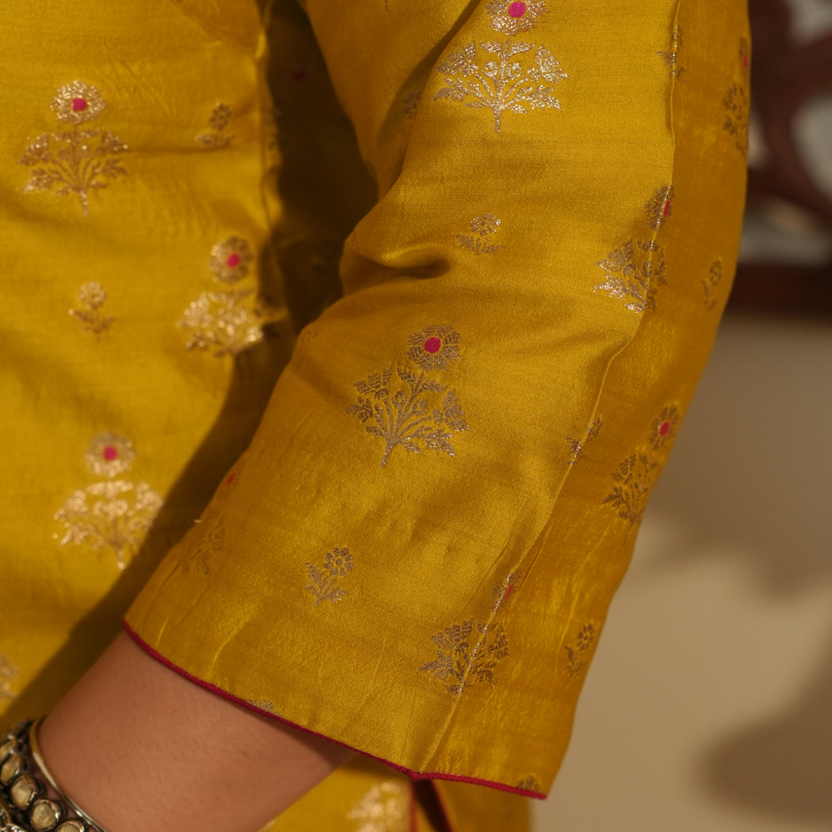 Amaltas Kurta Set