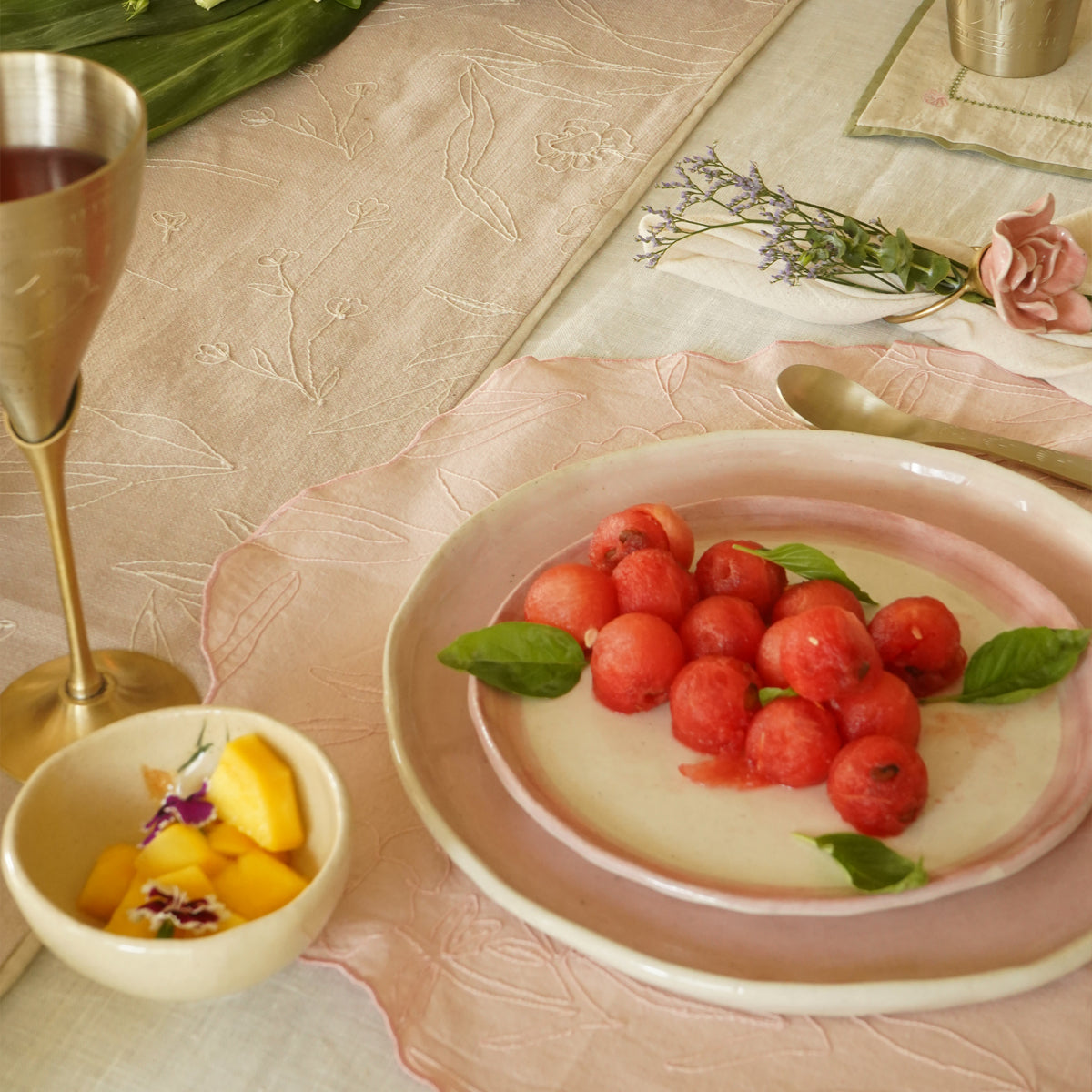 Bloom Table Runner - Beige