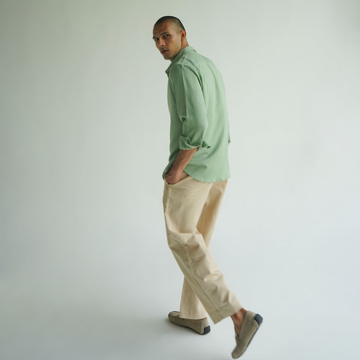 Staple Shirt -Sage Green