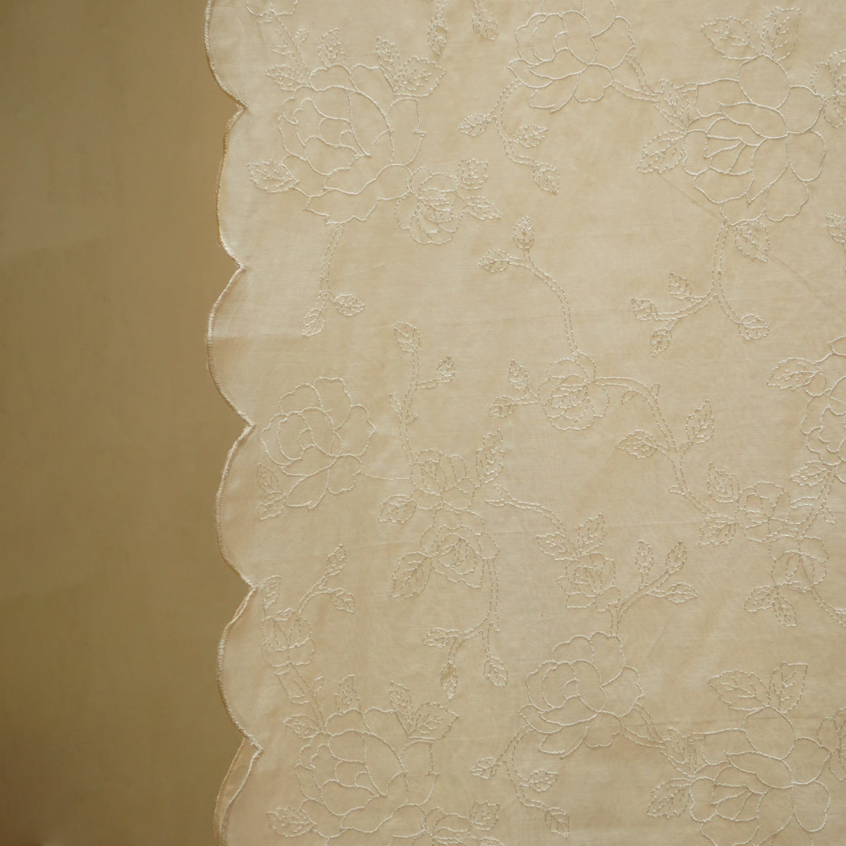 Humming Dupatta - Ivory
