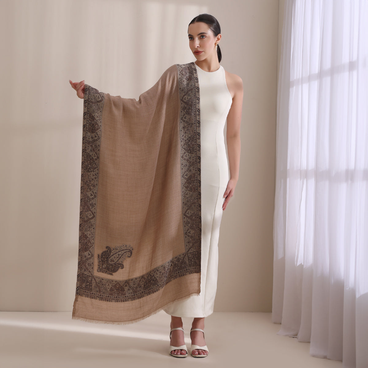Sakshi Woven Jamawar Border Stole Brown