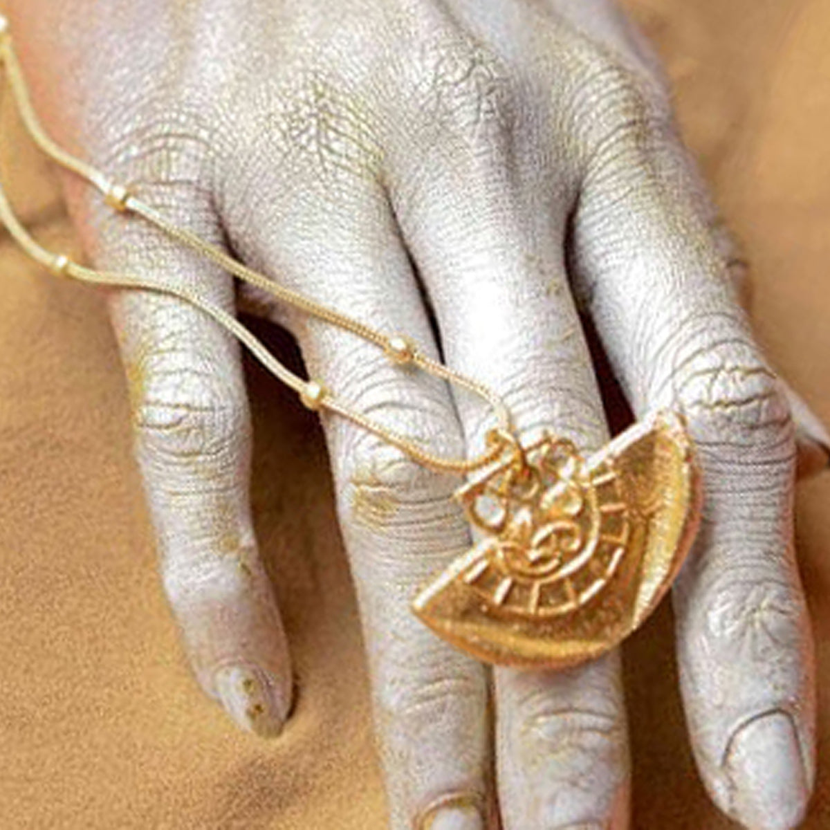 Fossil Pendent M3