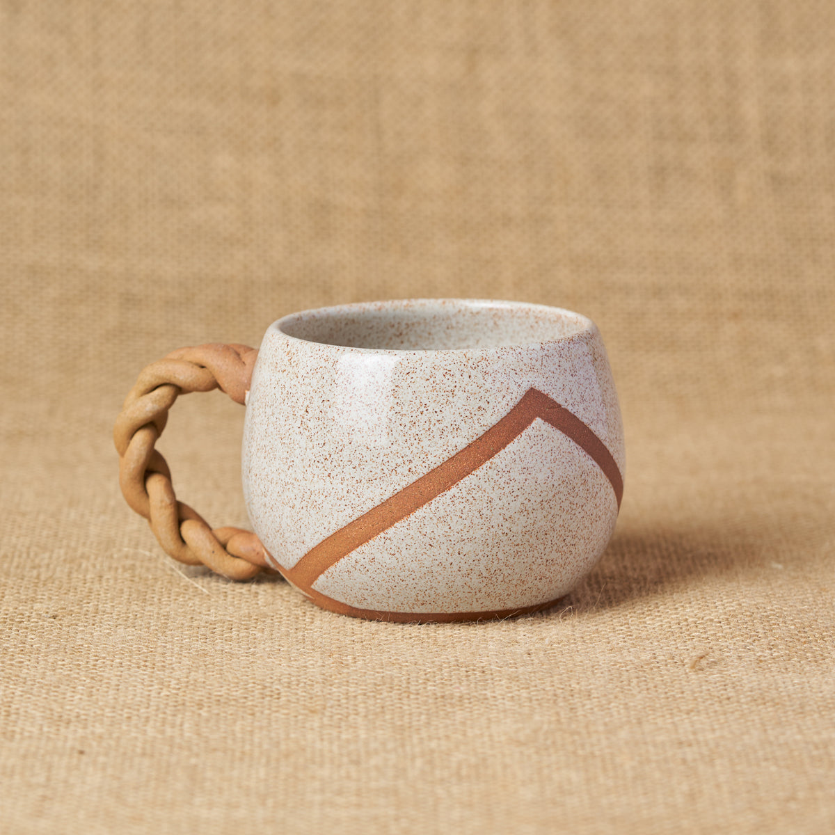 Nun Kun Tea Cup | Creme Rust