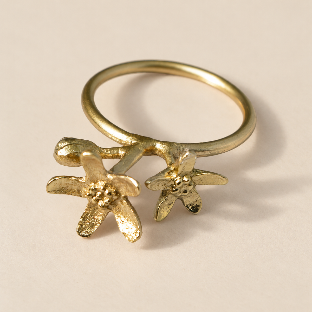 Floret Napkin Ring (Set of 4) - Antique Gold