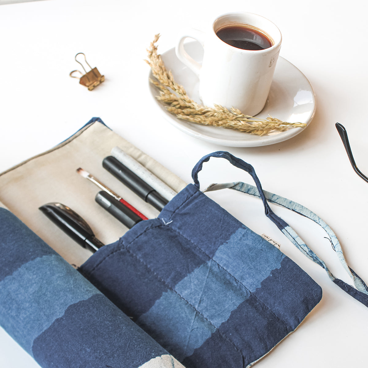 Roll Up Case - Indigo stripes