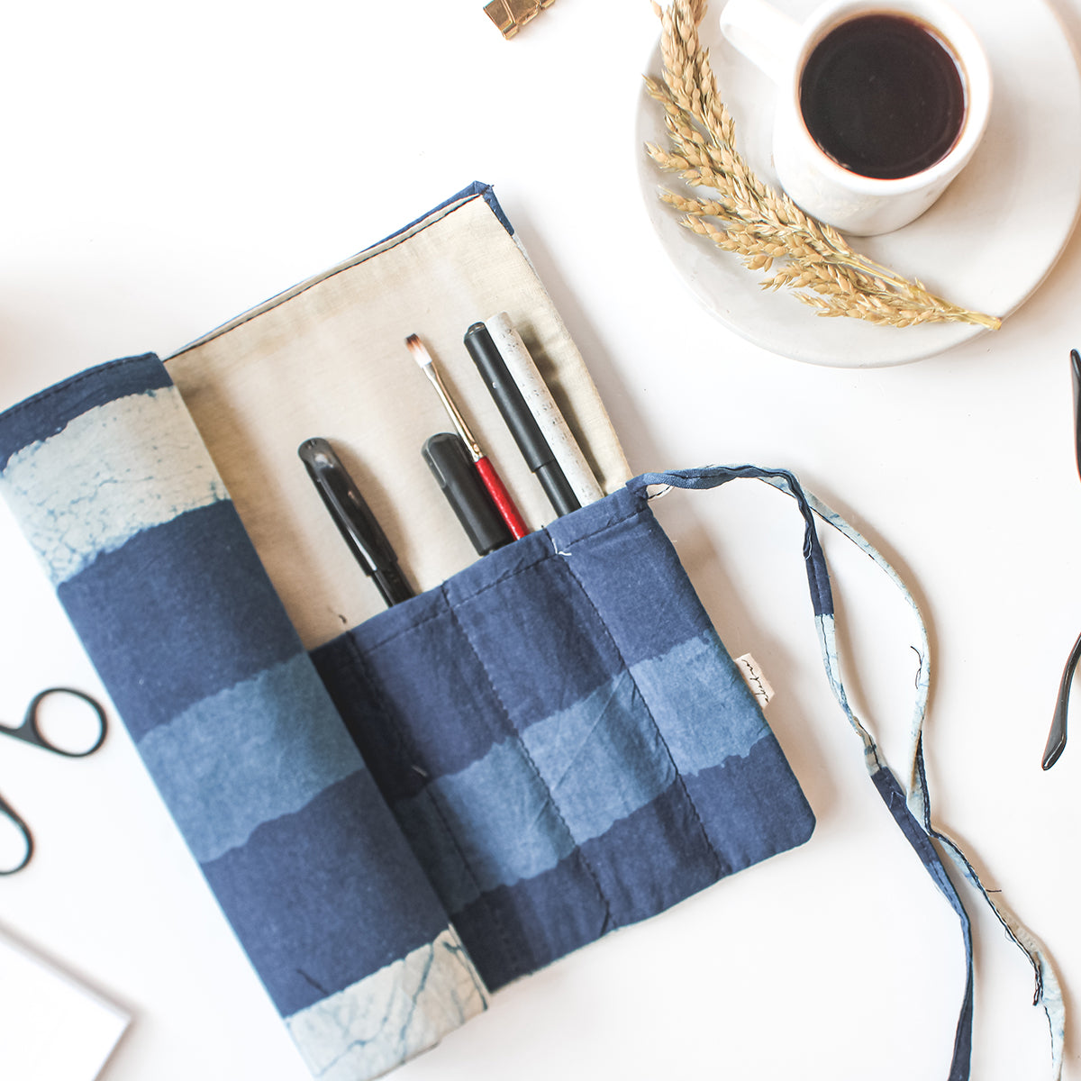 Roll Up Case - Indigo stripes