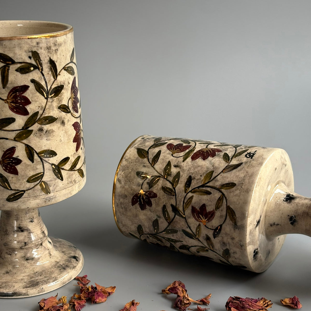 Mughal Regal Wine Glasses Red & Green - Ivory, Red & Green