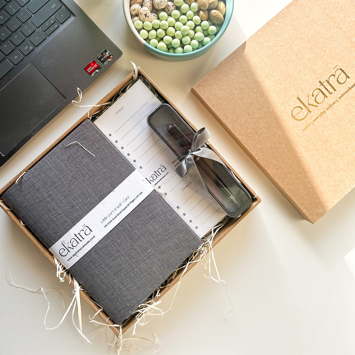 Sustainable Productivity Gift hamper by Ekatra - Solid Grey