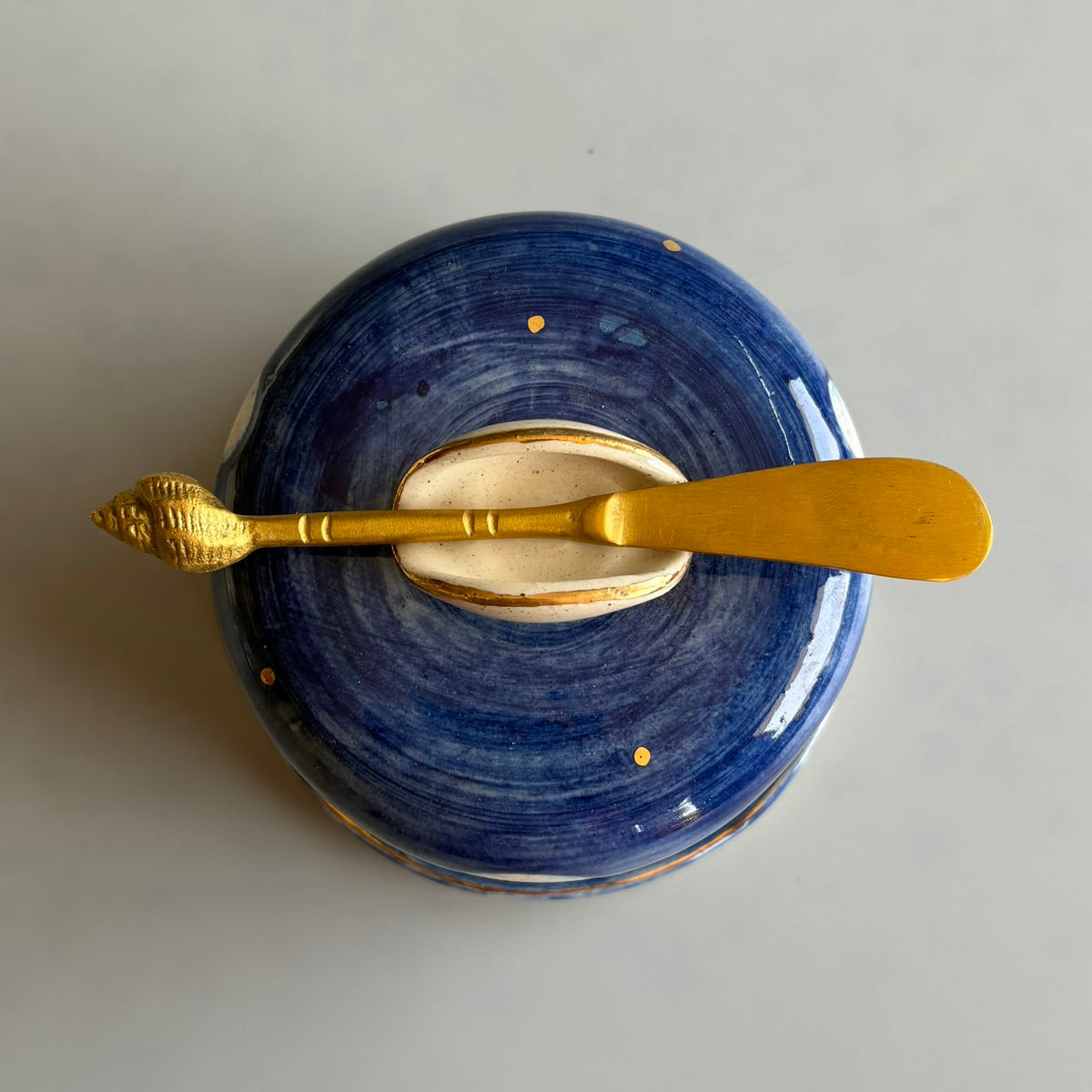 Jasmine Butter Dish - Blue & White
