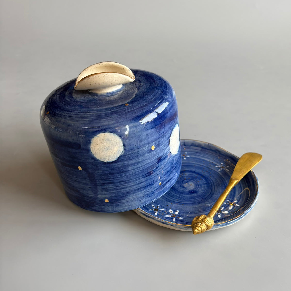 Jasmine Butter Dish - Blue & White