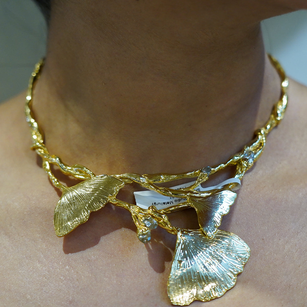 Crystal Bloom Neckpiece - W / P / G