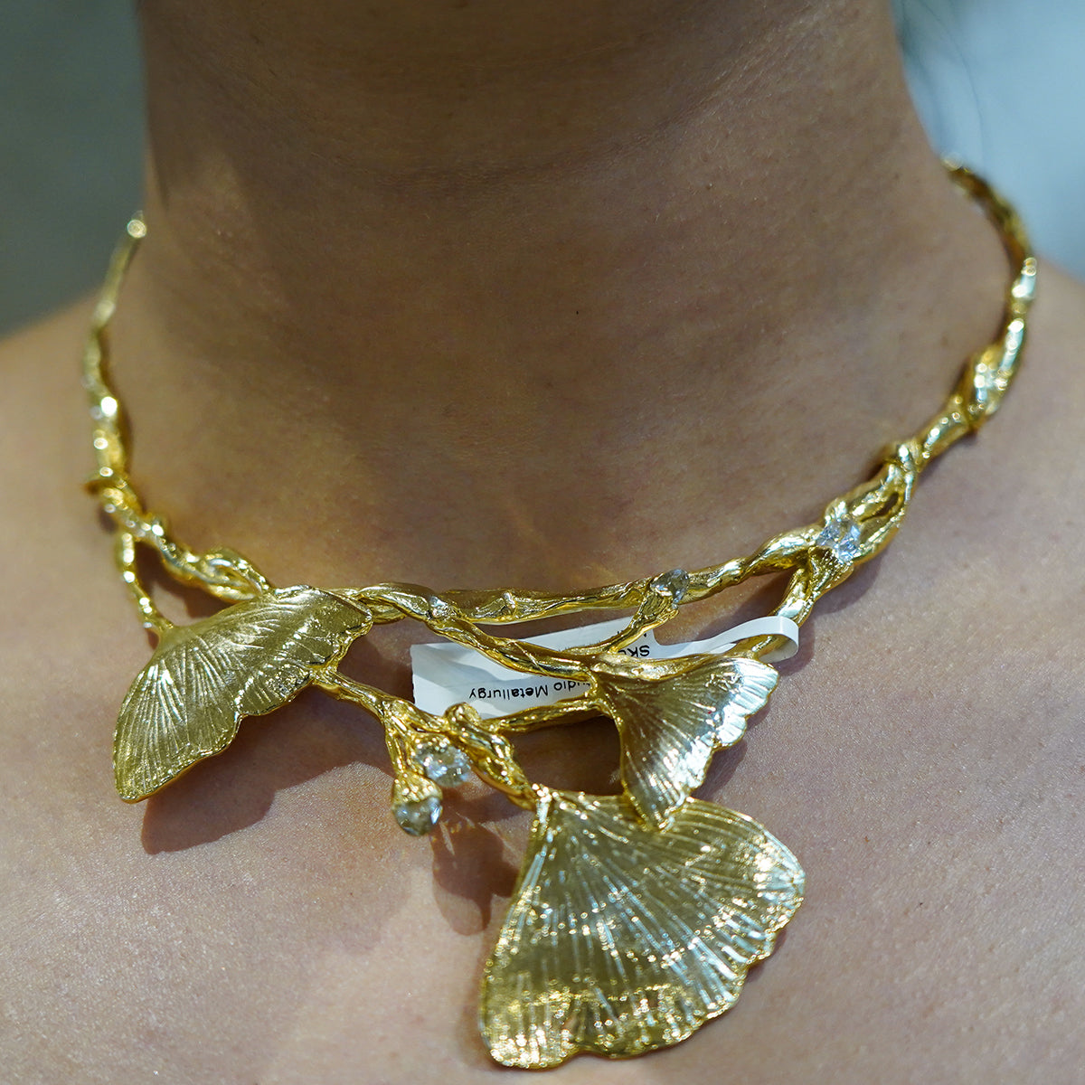 Crystal Bloom Neckpiece - W / P / G