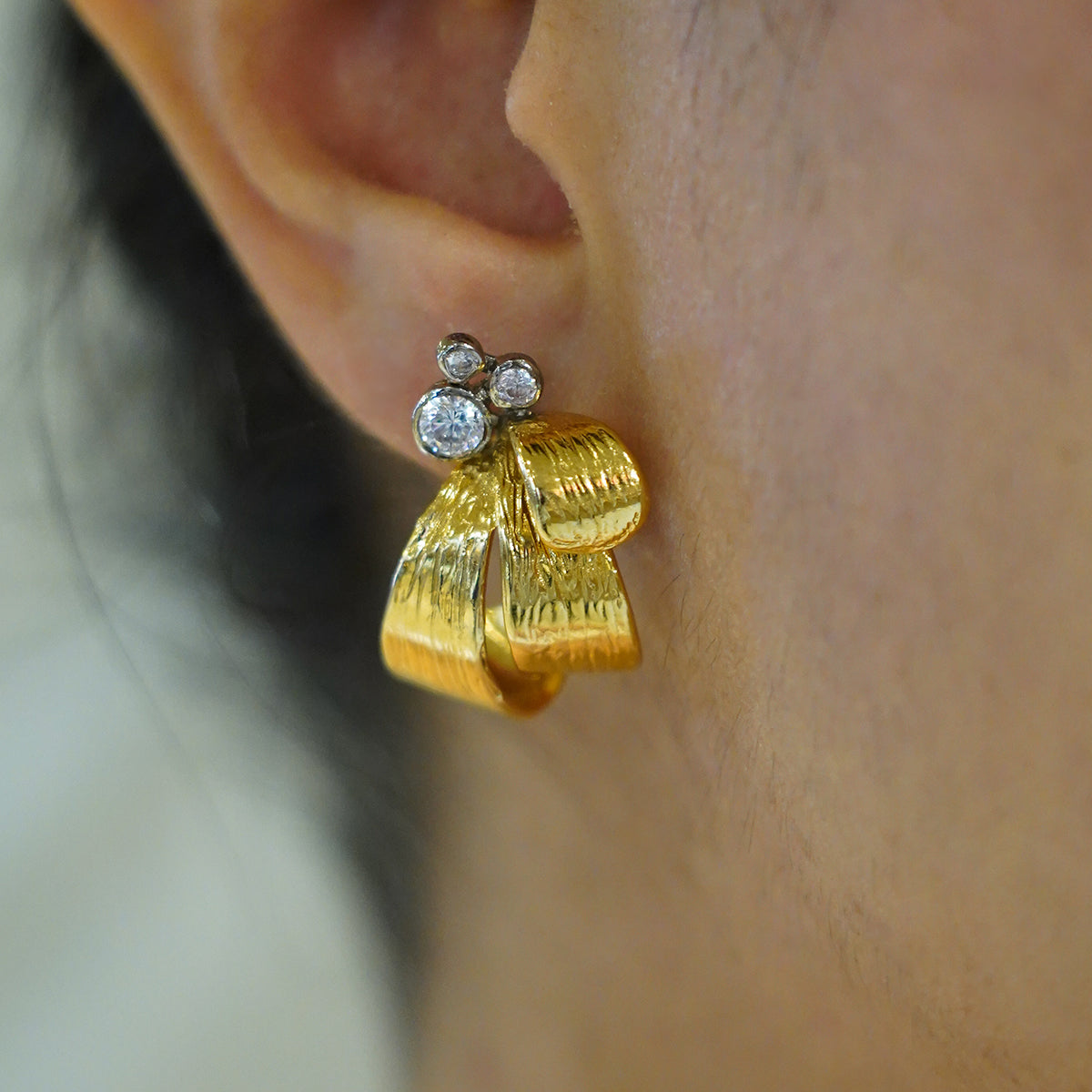 Chrysanthemum Crystal Stud