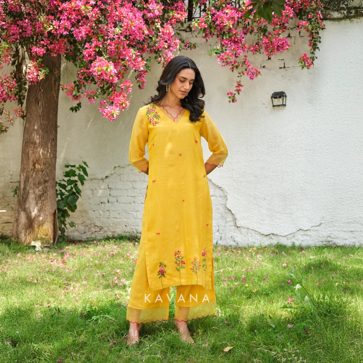 Aamras Chanderi Kurta Set