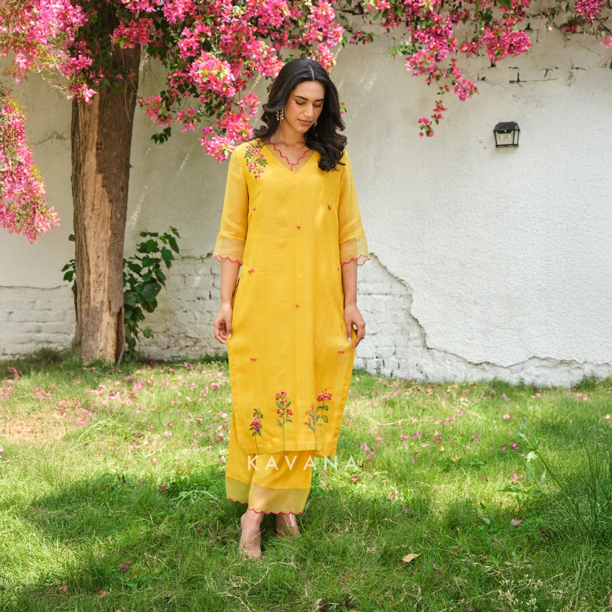 Aamras Chanderi Kurta Set