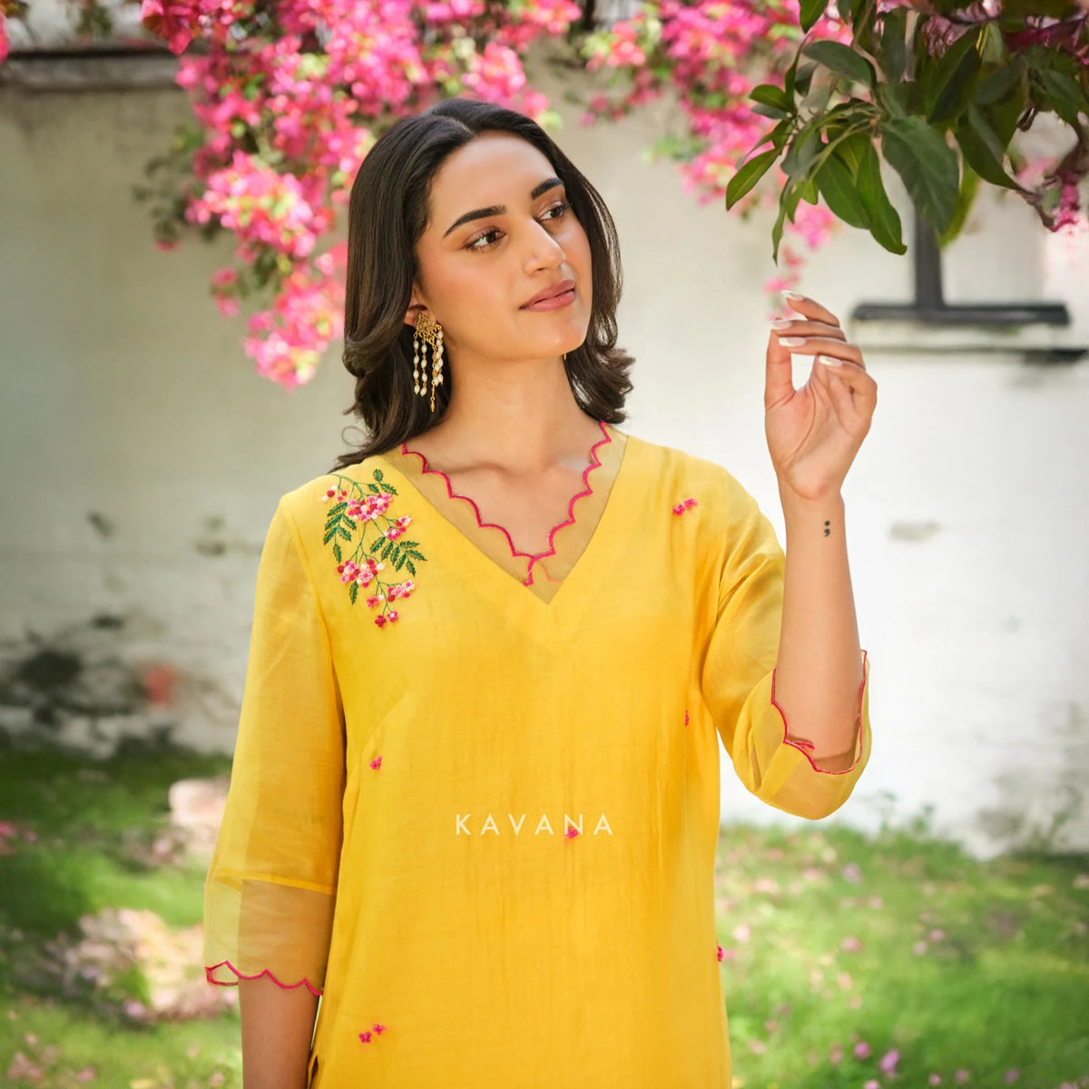 Aamras Chanderi Kurta Set