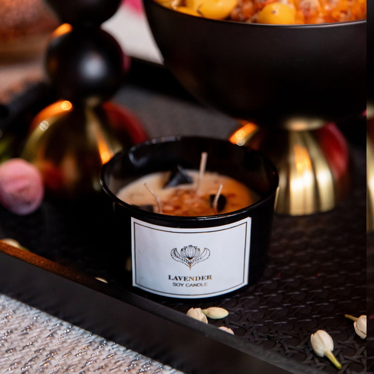 Noir Candle | Floral Oudh | Medium