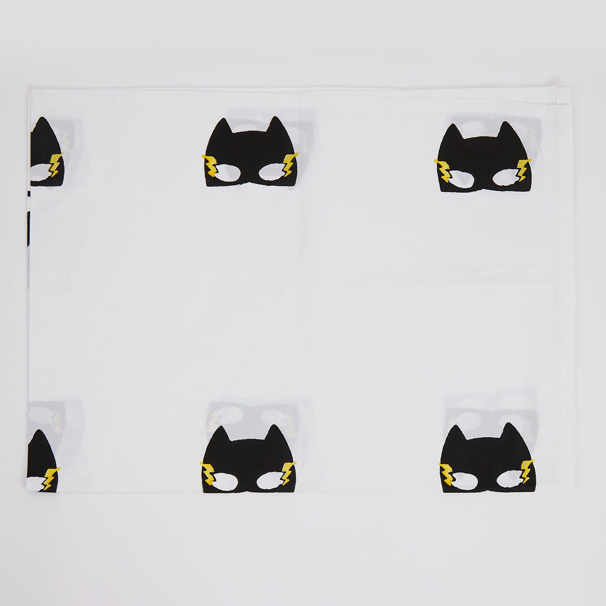 Cot Bedding Set- Superbaby flies over Town